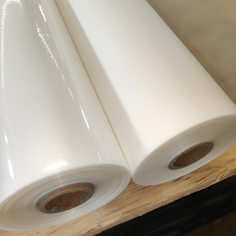Apakah perbezaan antara filem laminating terma sentuhan lembut dan filem laminating terma tahan calar?